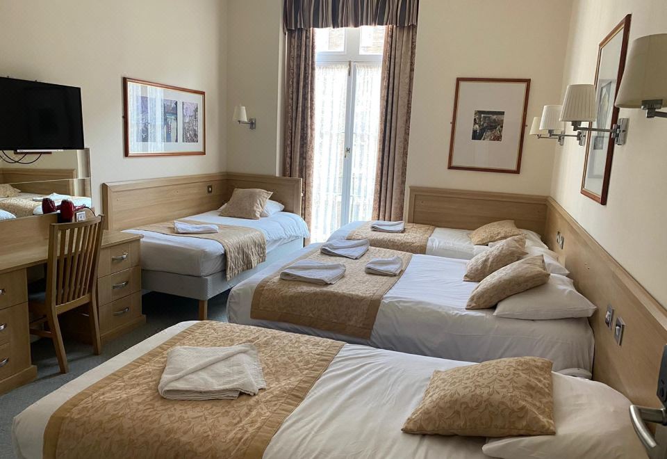 벨베데레 호텔 객실 내부