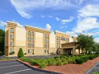 Comfort Inn & Suites East Hartford - Hartford