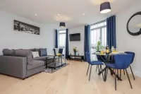 Watford Cassio Deluxe - Modernview Serviced Accommodation