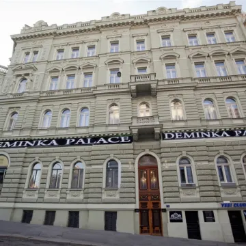 Deminka Palace Các khách sạn gần Prague Castle (Hradcany)