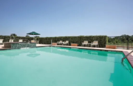 岡貝里爾城美洲最佳價值套房酒店 槍管城酒店