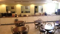 Baxter Park Inn - parking