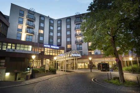 Maritim Hotel Bad Homburg Отели рядом с достопримечательностью «Lahnstraße»
