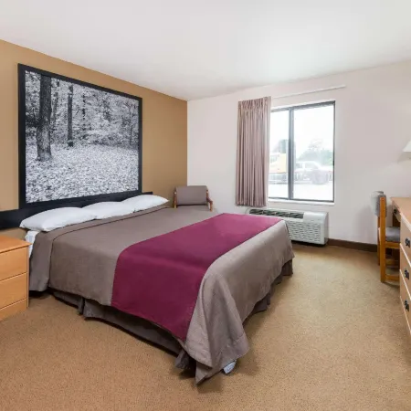 Super 8 by Wyndham Columbia Clark Lane