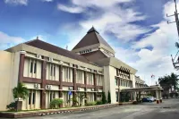Parai Puri Tani Hotel Hotels in Paku Sengkunyit