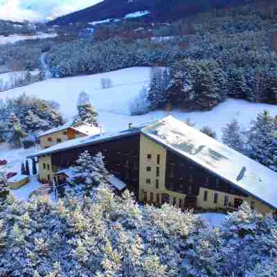 Domaine de L'Adoux Hotel Exterior
