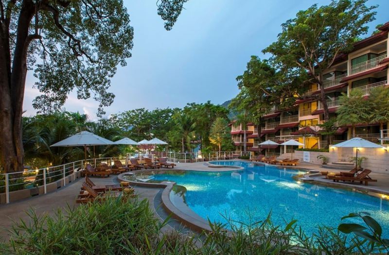 Chanalai Flora Resort, Kata Beach (SHA Extra Plus): рейтинг 4-звездочных  отелей в городе Пхукет
