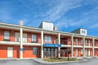 Baymont by Wyndham Cleveland Hotels in Calhoun