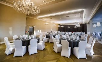 Hotel Sokół Wellness & Spa - Housity