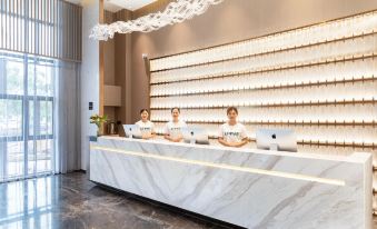 Atour Hotel of Zhuhai Tangjiawan University Town GT Plaza