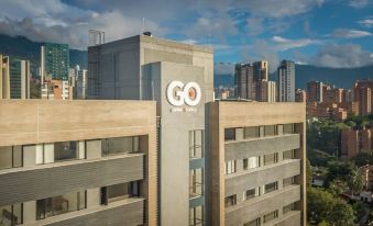 Apartamentos Go Living & Suites by Housy Host