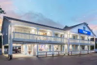 Travelodge by Wyndham Cape Cod Area Hotels in West Dennis
