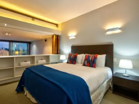 皇后鎮翡翠瑞士貝爾公寓飯店