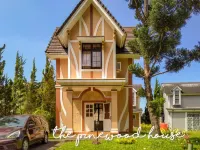 The Pinewood Villa Kota Bunga by Citrus House