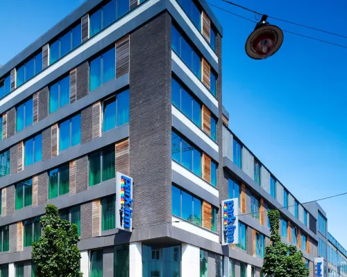 Radisson Hotel Brussels Centre Midi Hoteles cerca de Parque Duden