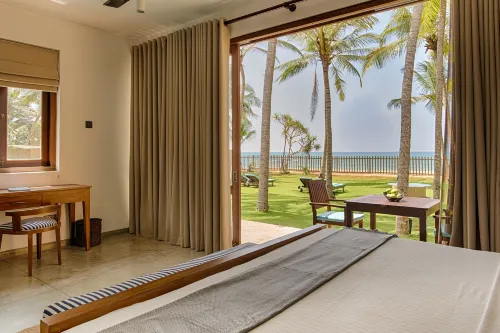 Villa 700 Hotels in Induruwa