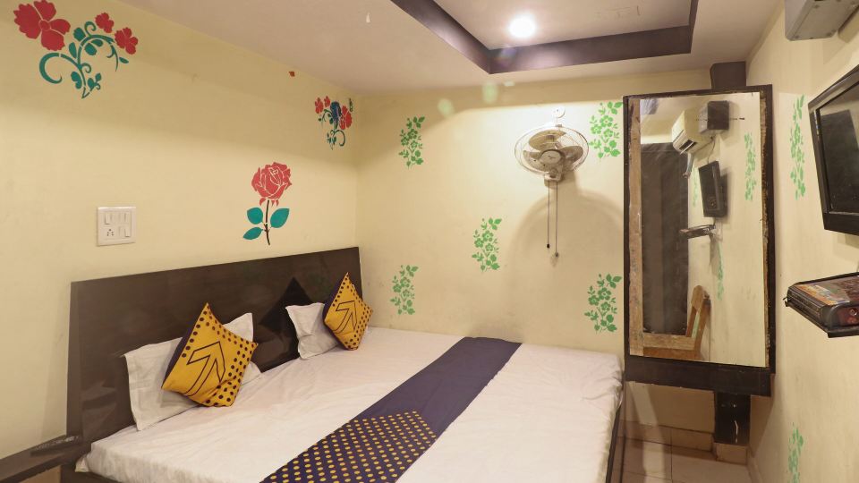 Spot on 65621 Hotel Majestic