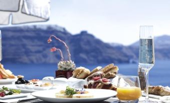 Sun Rocks Boutique Hotel