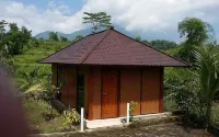 Hotel Dan Gazebo Syariah Pinggir Kali Prigen RedPartner Hotels in Gempol