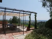 Luxury 6-Bed Tuscan Villa Near Lucca and Florence Hotels in Bientina