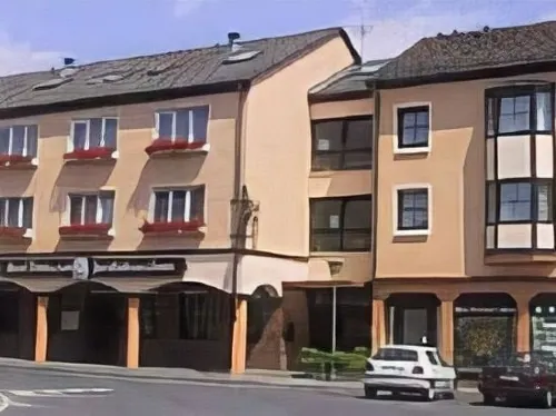 Hotel-Restaurant Zum Goldenen Löwen Hotels in Kelkheim