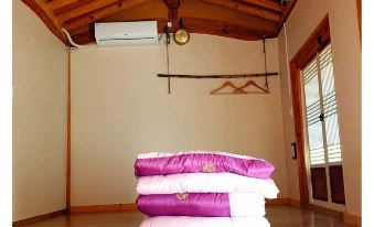 Gyeongju Hyeriwon Hanok Stay