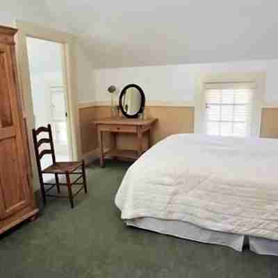 Valley Ford Hotel Rooms