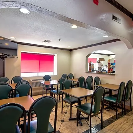 Ramada by Wyndham Oklahoma City Airport North