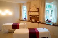 Romantik Residenz (Ferienwohnungen Hotel Im Weissen Rössl) - Dependance - spa