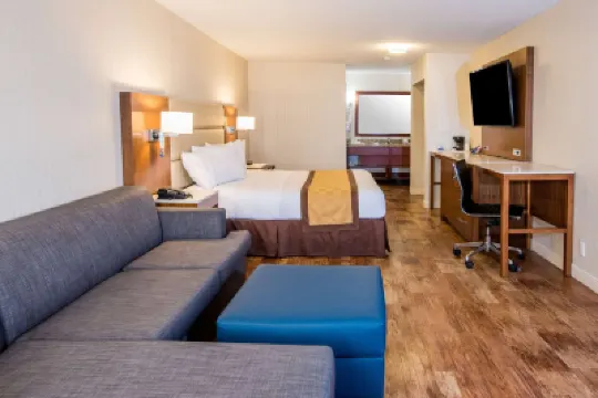 Travelodge by Wyndham Culver City Hotels near Hillside Memorial Park and Mortuary