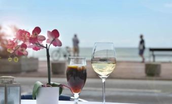 St Leonards Seaside Apartment - Housity