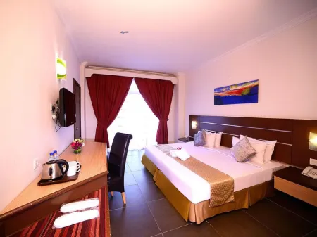 Bella Vista Express Hotel Отели рядом с достопримечательностью «Мост неба в Ланкави»