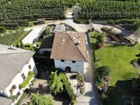 Al Trifoglio Hotels in Denno