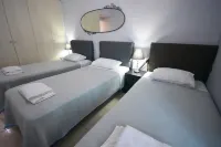 A&J Apartments or Rooms Athens airport