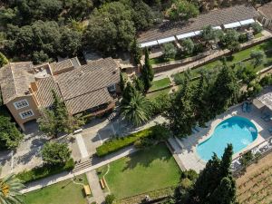 Rondaia Suites & Villas