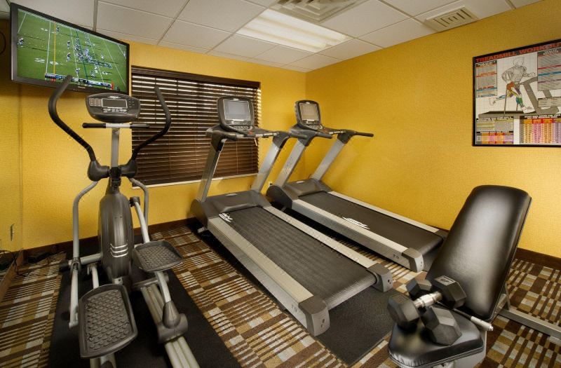 Holiday Inn Express & Suites Manassas by IHG photo 4