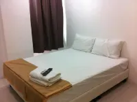 Chin Yee Hotel Отели в г. Durian Sebatang