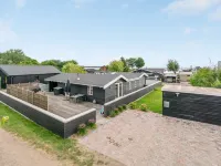 "Gunlef" - 50m from the Sea