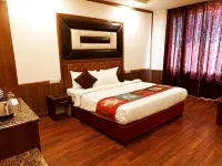 Mayur by Roomsinc