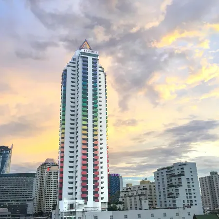 Baiyoke Suite Hotel Отели рядом с достопримечательностью «Башня Баййок»