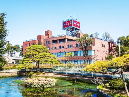 Garden Hotel Shiunkaku Higashimatsuyama Отели рядом со станцией JR Kitamoto station