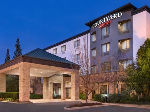 Courtyard Sacramento Folsom