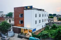 Hotel Ten Square, India Hotels in Agra