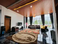 Villa de’Corrinna Hotels in Pamijahan