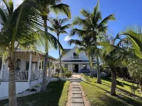 Rocks Retreat 2 Bedroom Home Hotels in 