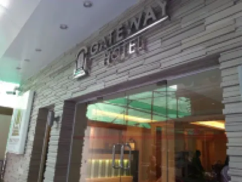 Gateway Hotel Pratunam Hotels near Ratchaprarop Station