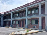 Red Roof Inn & Suites Scottsboro Hotels in Jackson County