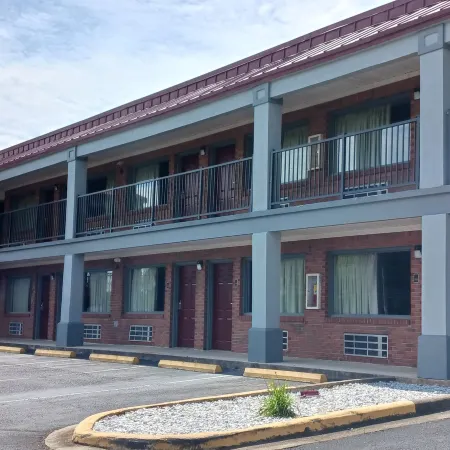 Red Roof Inn & Suites Scottsboro