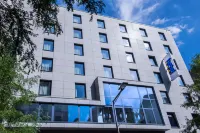 Park Inn by Radisson Luxembourg City Отели рядом с достопримечательностью «Сад Трансисьон Петрюс»