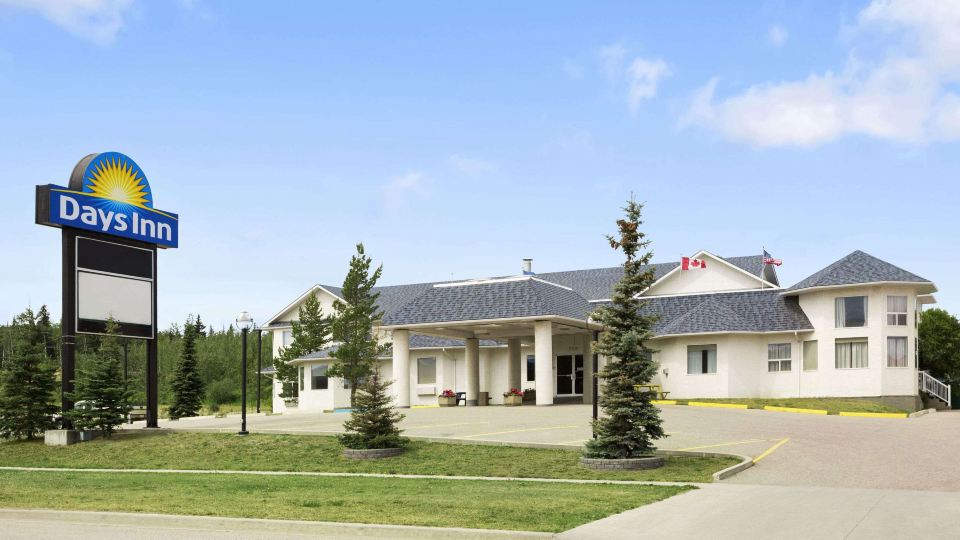 Days Inn by Wyndham Hinton